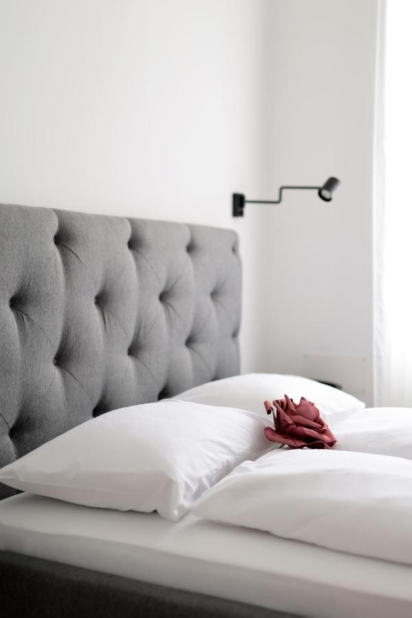 Apartments Luan غييكا المظهر الخارجي الصورة