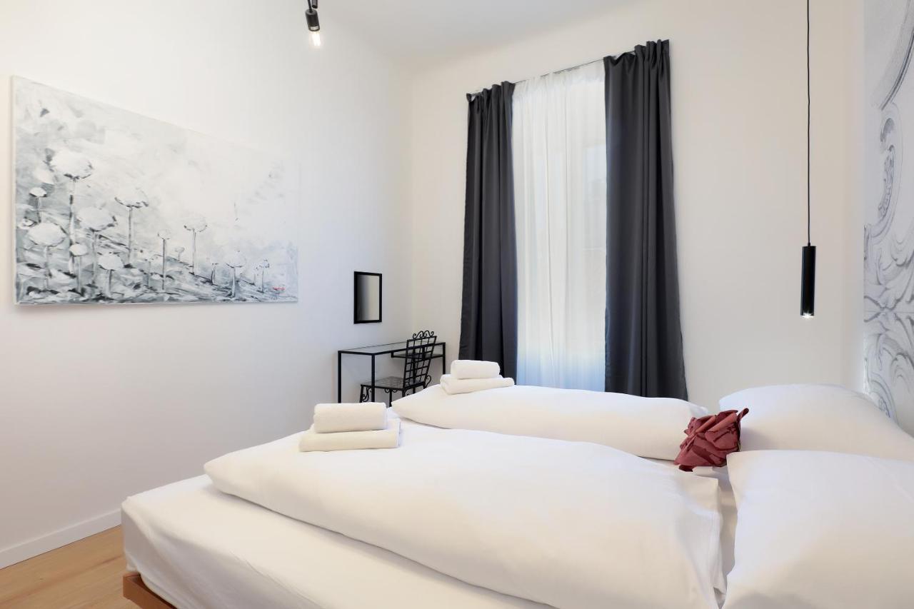 Apartments Luan غييكا المظهر الخارجي الصورة